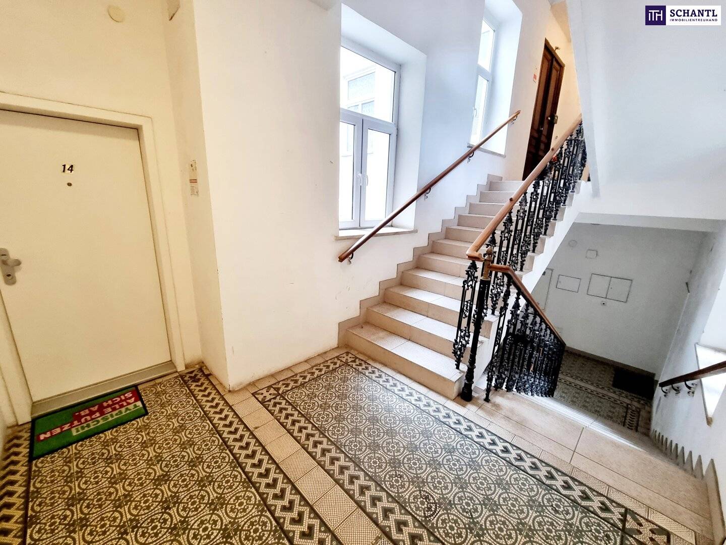 Heute kaufen - Morgen bauen! Fantastischer Rohdachboden mit Baubewilligung inkl. Altbauwohnung! Tolle Lage in 1160 Wien + Viele Vorarbeiten bereits geleistet + Ruhige Seitengasse!
