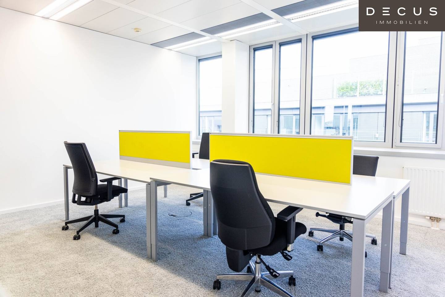 Office spaces and coworking in business center EUROPLAZA