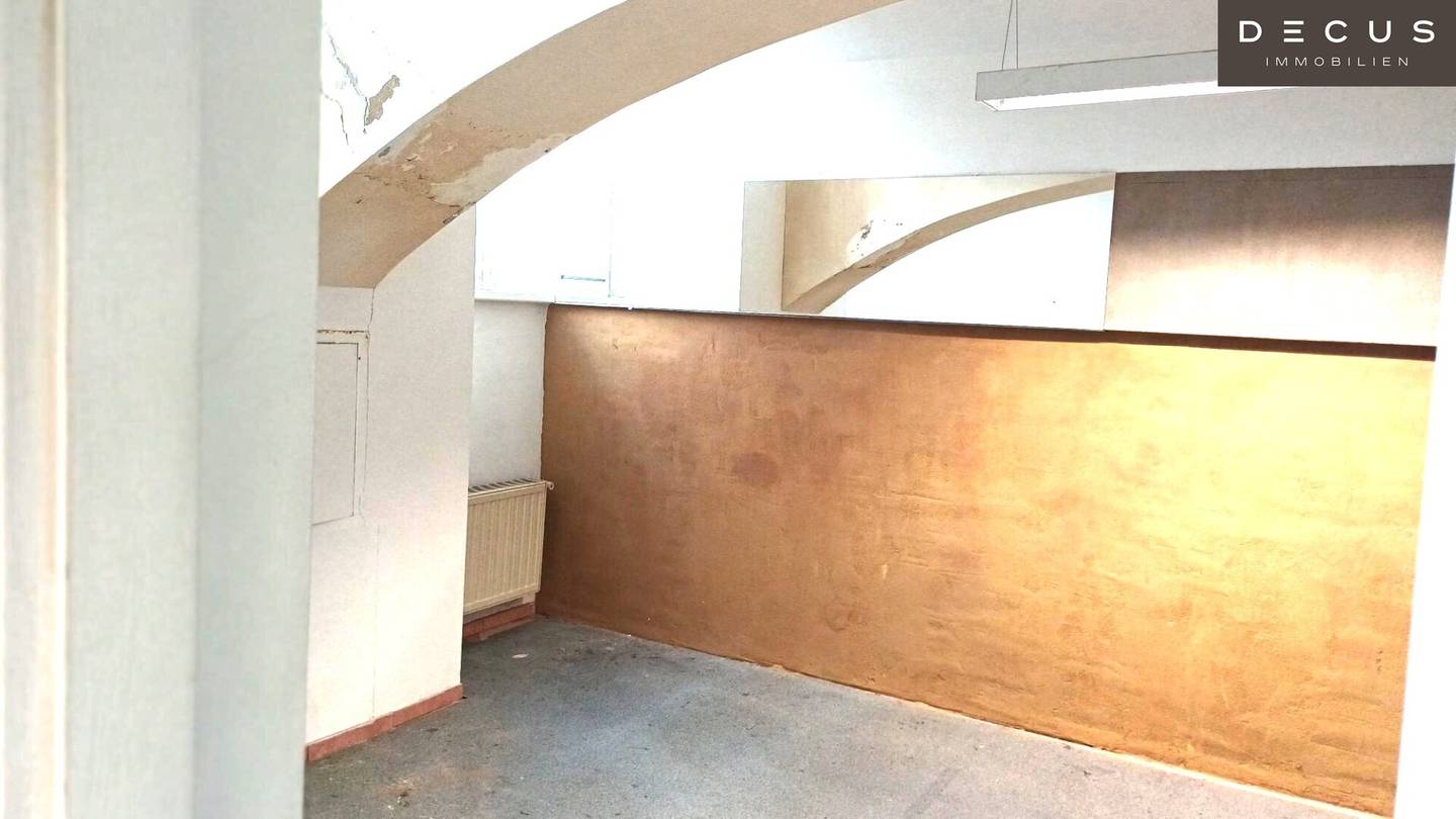 Basement storage with WC and floor heating