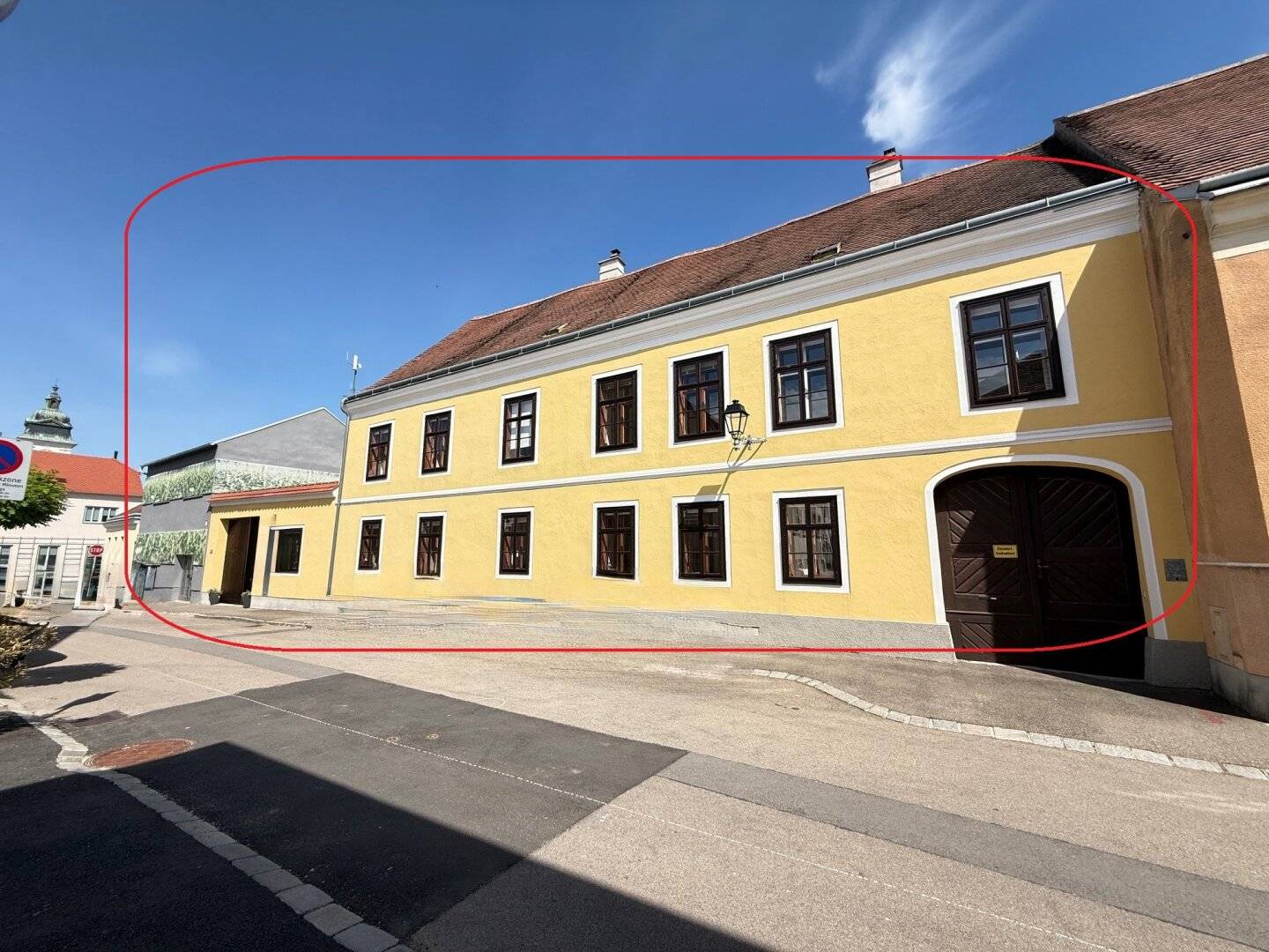 Wohnjuwel im Weinviertel: 3 Häuser mit uneinsehbarem Innenhof!