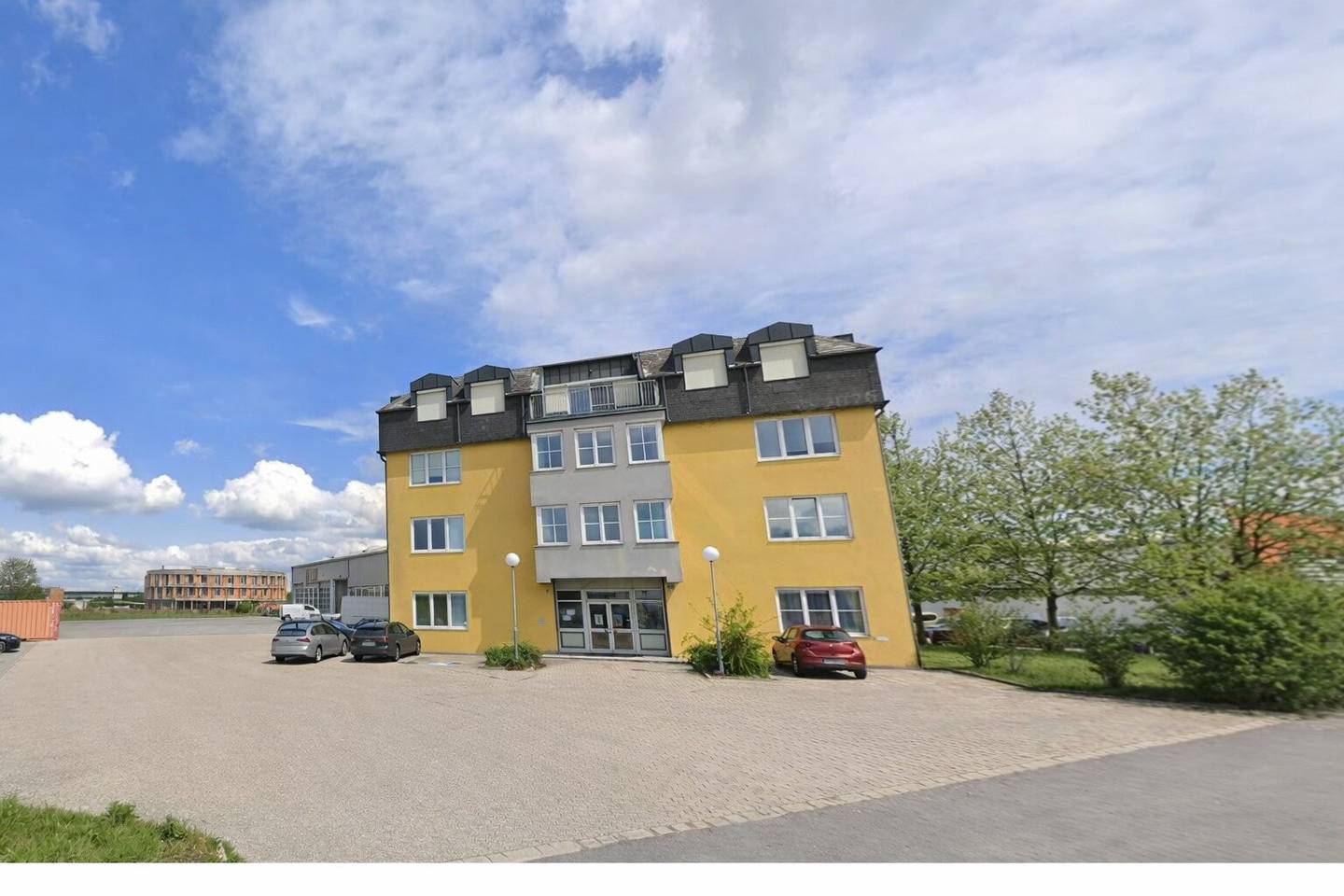 Office spaces in the Radlberg industrial area