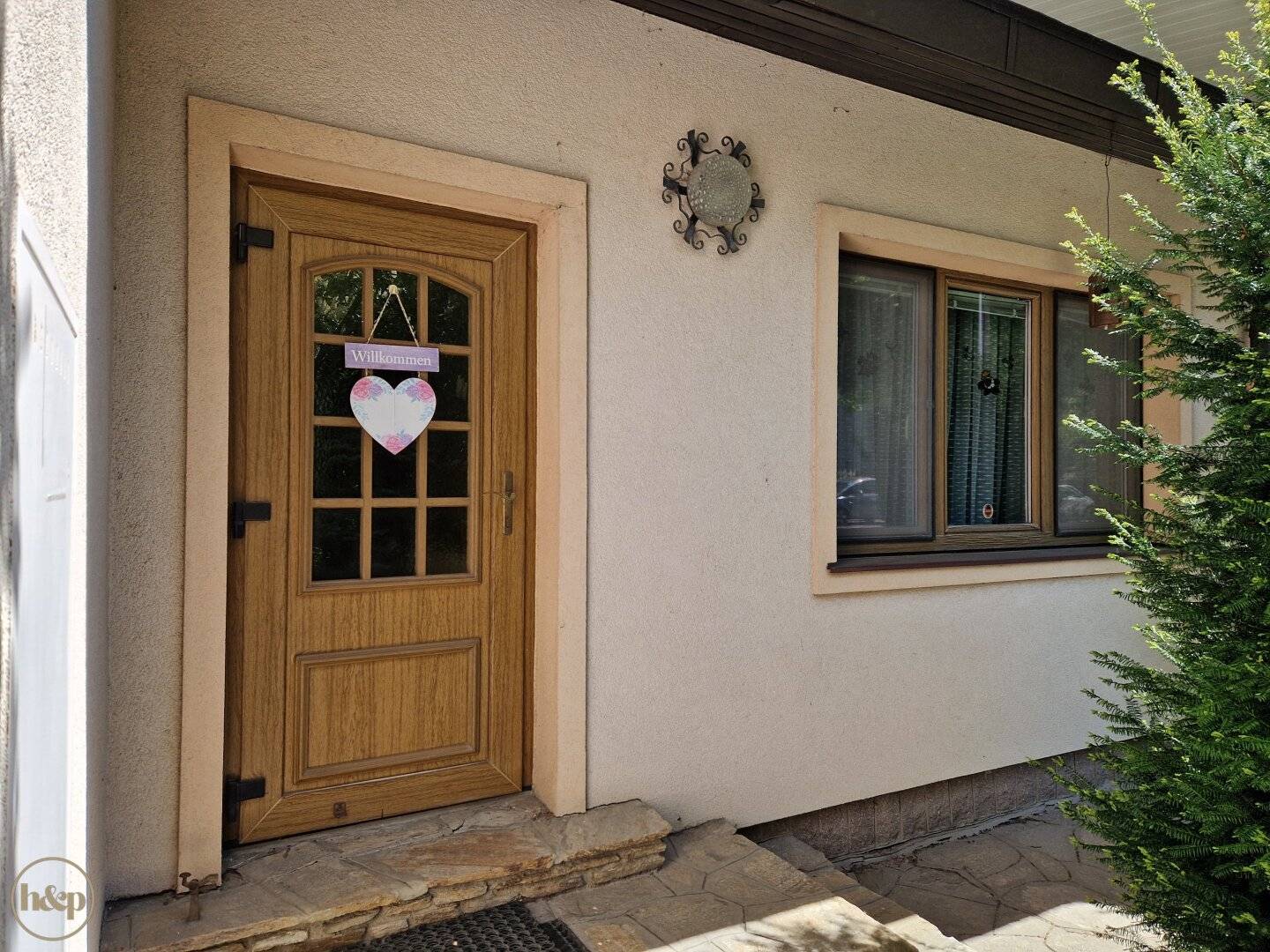 VIEL PLATZ FÜR KINDER UND HOMEOFFICE!
