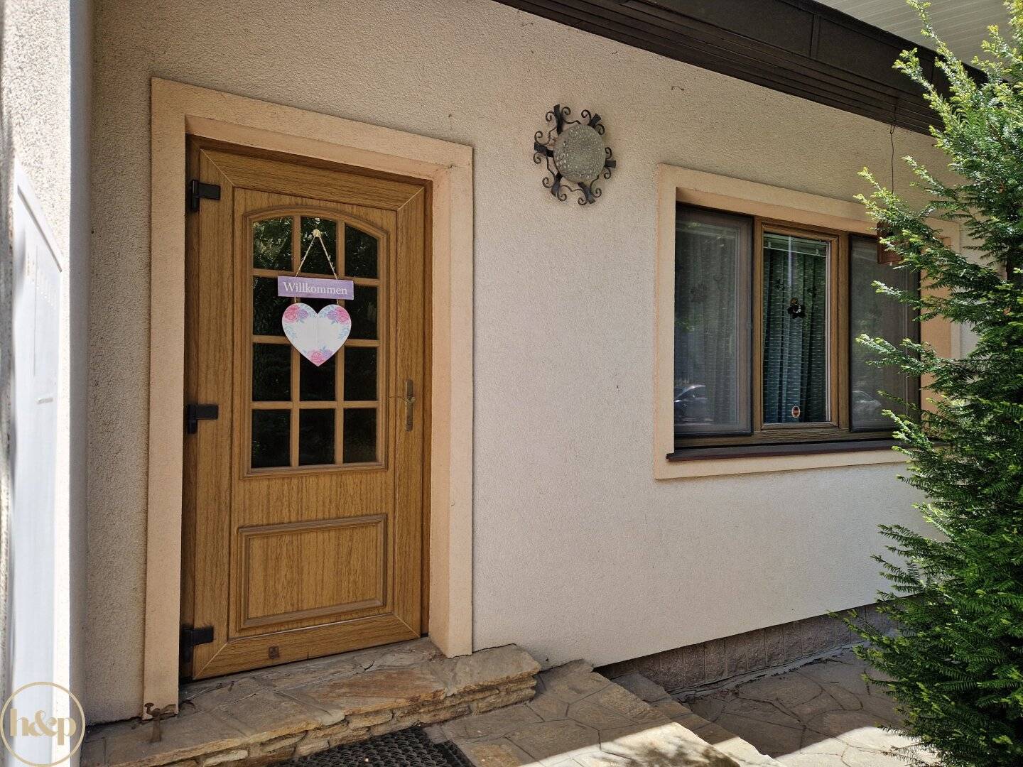 VIEL PLATZ FÜR KINDER UND HOMEOFFICE!