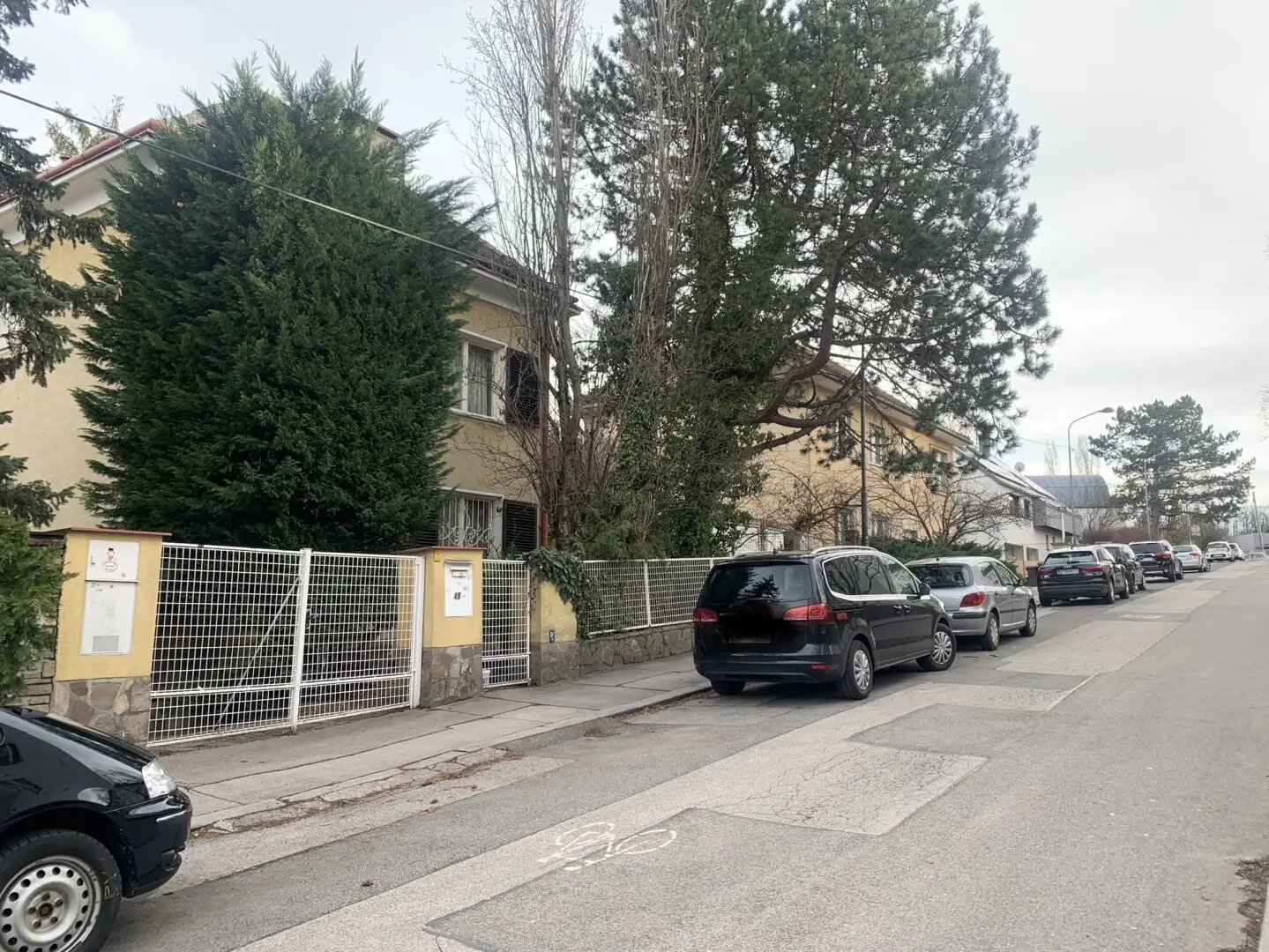 Liegenschaft mit Potential und schönem Blick in Ober St. Veit/Hietzing !