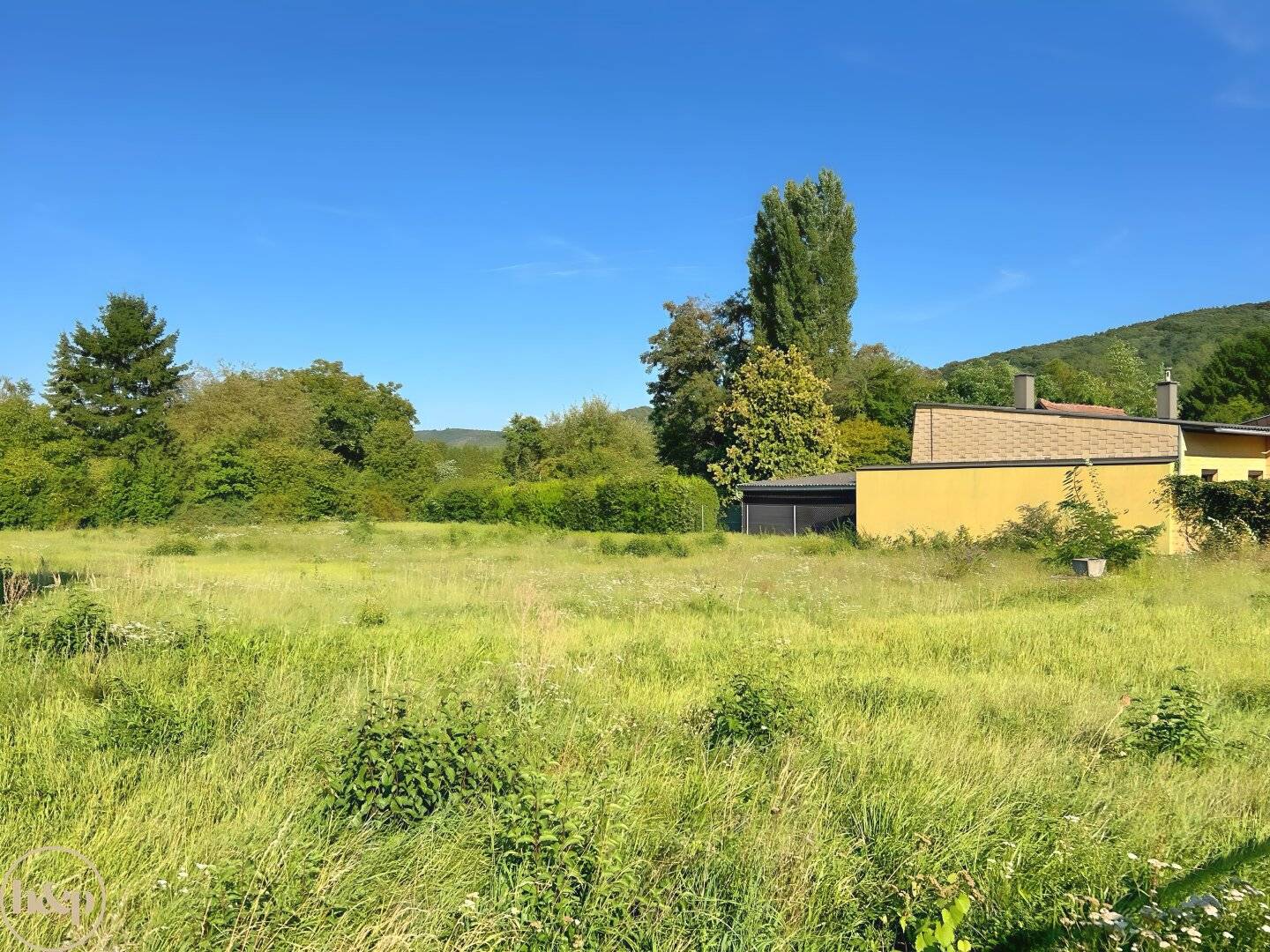 Sonniges Baugrundstück in Wolfpassing: 2.102m² für 989.000 € – Ihr Platz zum Leben! AUCH FÜR BAUTRÄGER INTERESSANT!