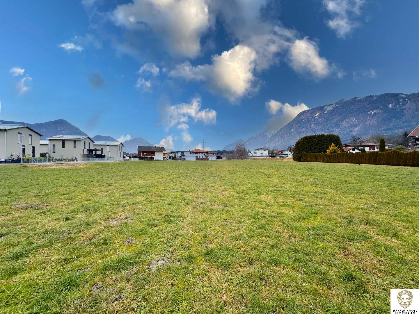 RESERVIERT! Wunderschöne, sonnige Bauparzelle für Ein- bzw. Doppelwohnhaus in Kramsach