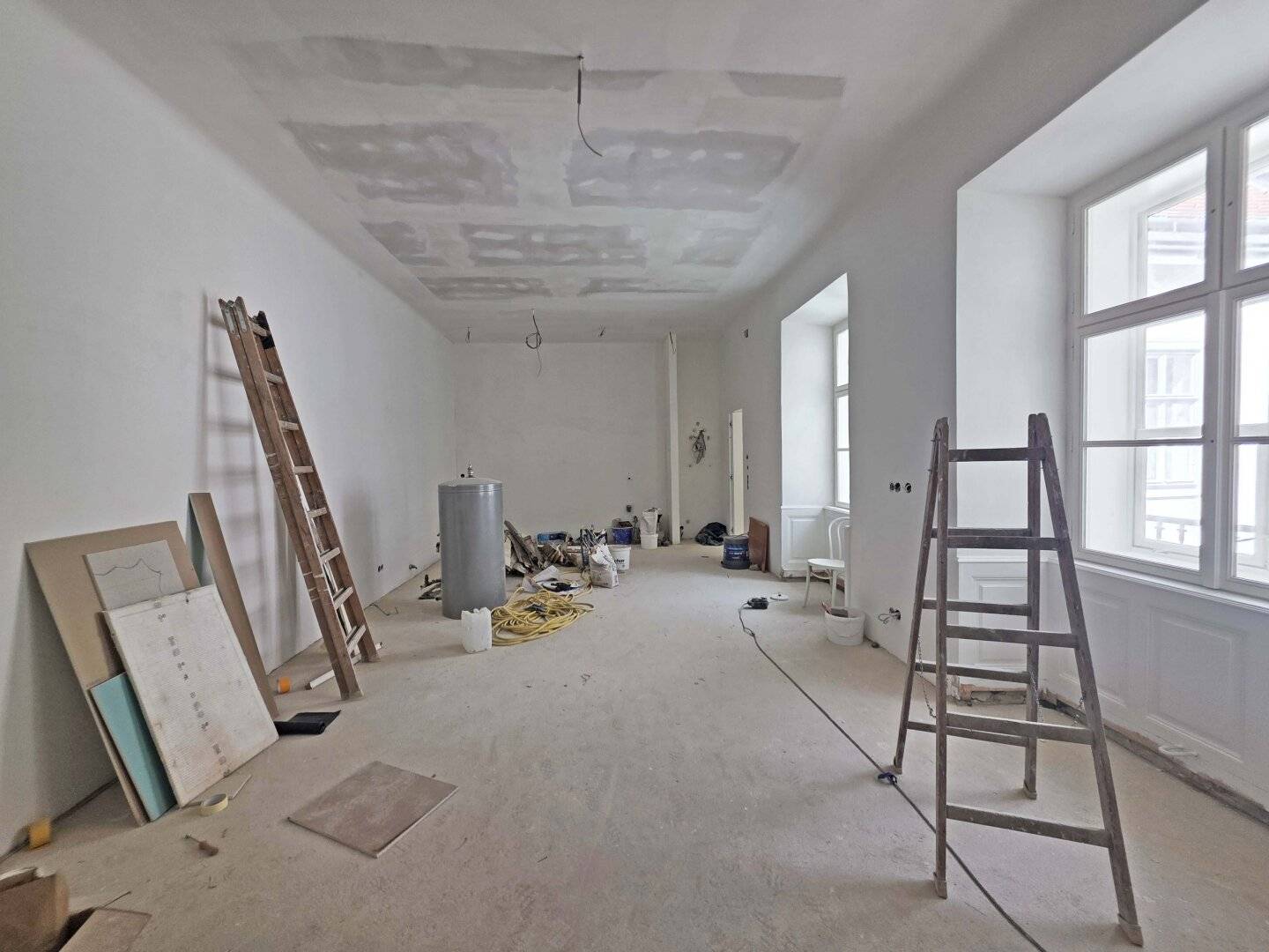 ANNAGASSE | From September 2026 | exclusive two room old building apartment in historic inner city palace | First occupancy