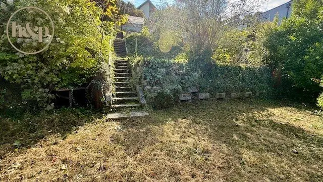Sunny building plot in the Sachsenviertel