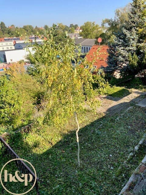 Sunny building plot in the Sachsenviertel