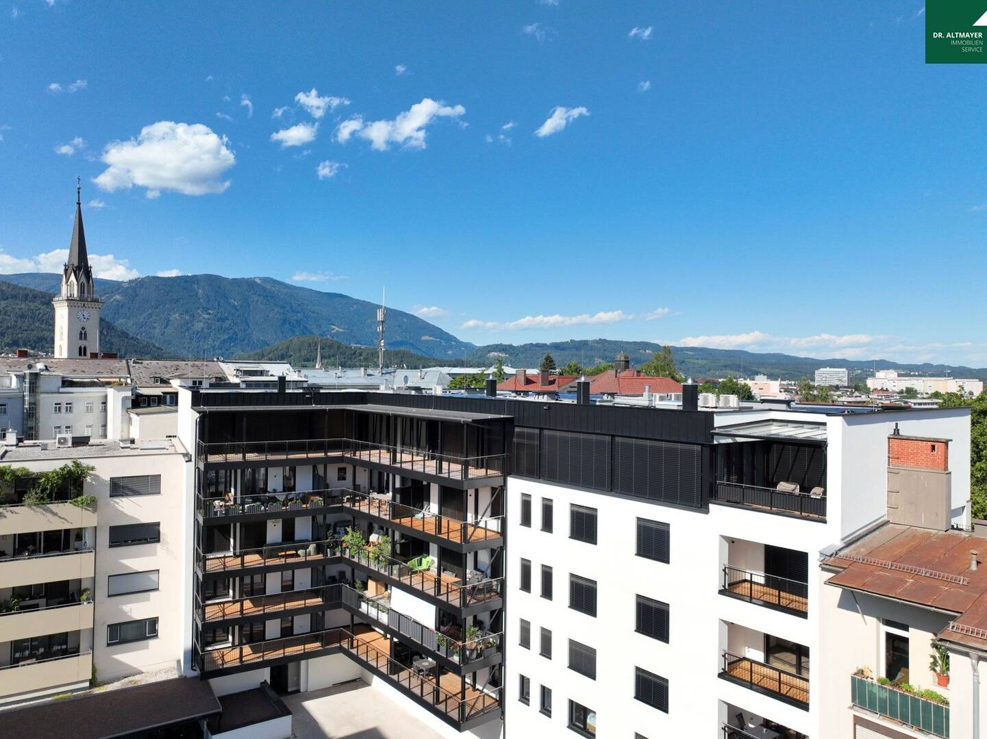 Luxurious penthouse in Villach: First occupancy with 4 rooms and dream terrace!