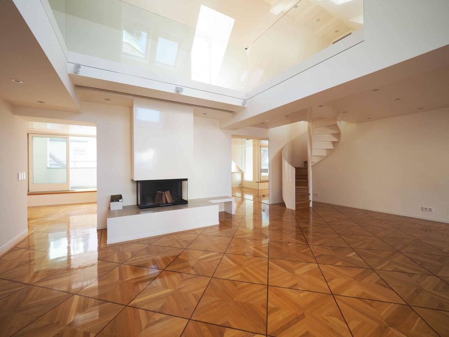 ANNAGASSE extraordinary 3 room rooftop duplex with terrace in historic downtown palais