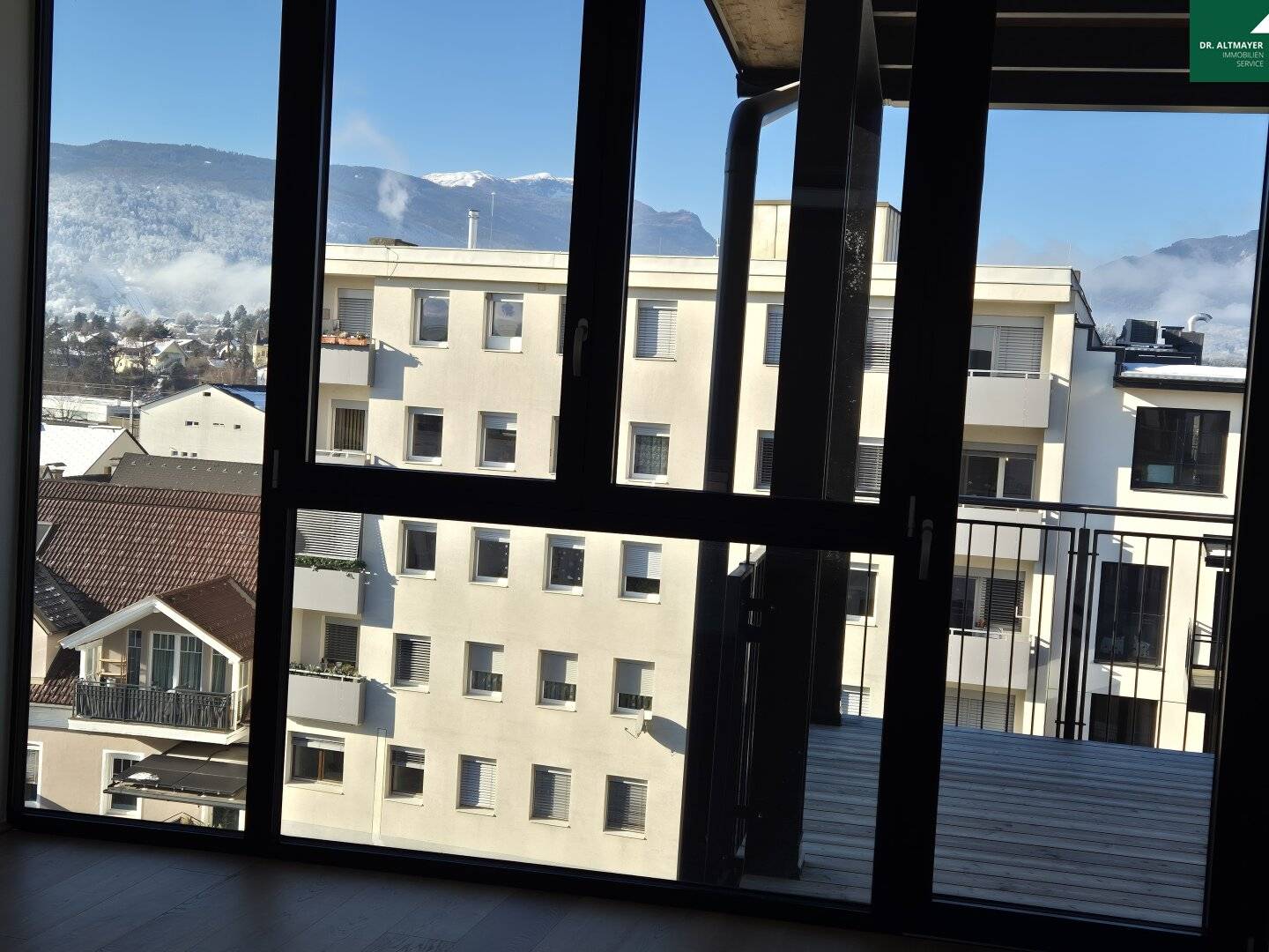 Dreamlike penthouse in Villach: first occupancy with 3 rooms, 2 bathrooms and panoramic terrace