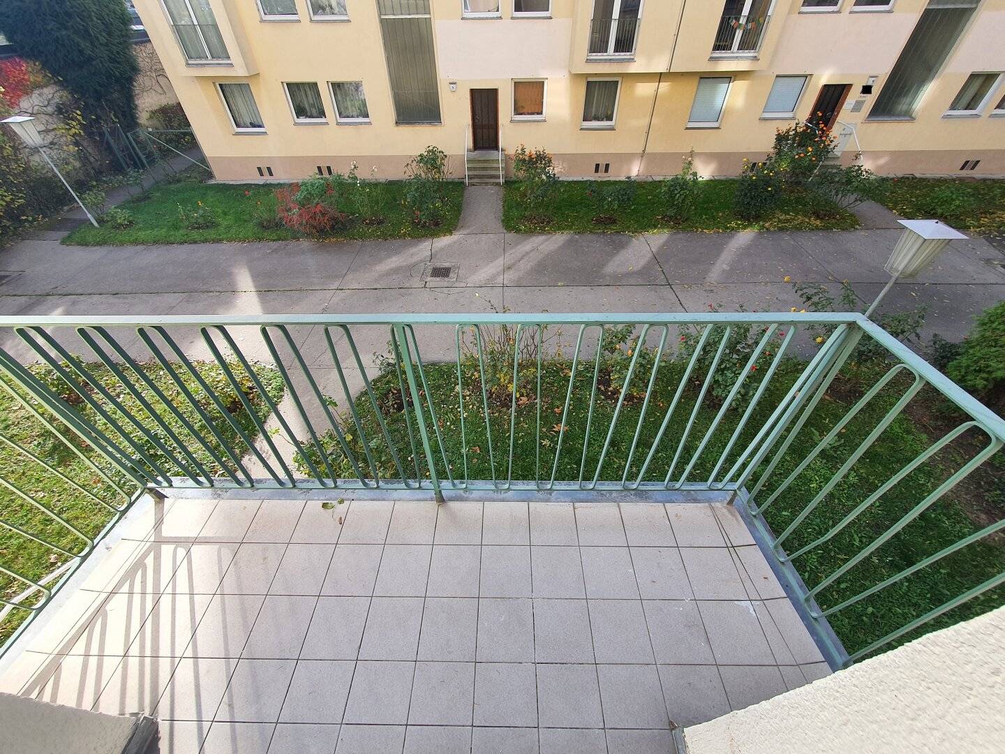 Charming single apartment located in a quiet prime location in Hietzing near Café Dommayer and Schönbrunn
