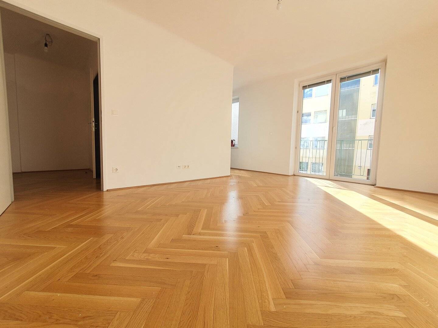 Charming single apartment located in a quiet prime location in Hietzing near Café Dommayer and Schönbrunn