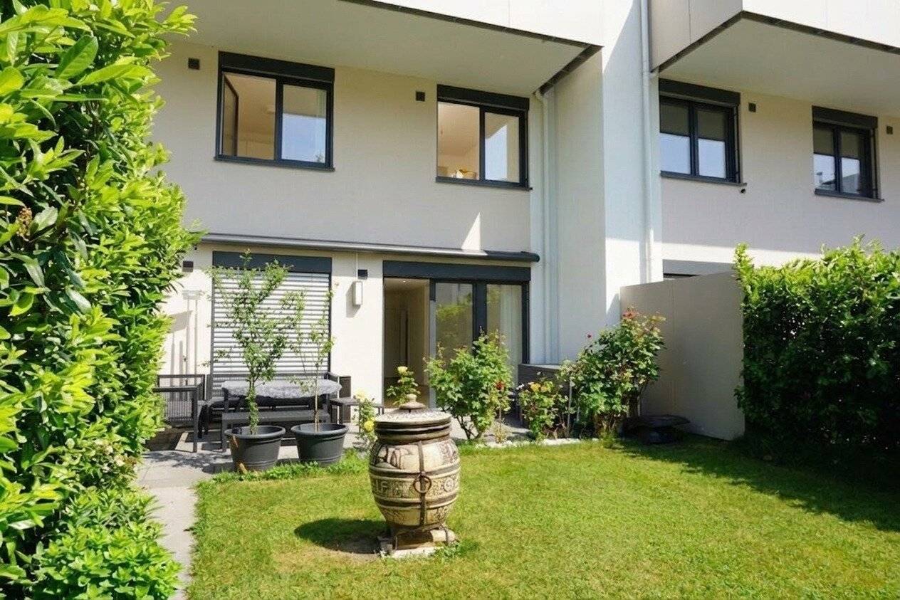 HAUS IM HAUS! Neuwertige 4-Zi Maisonette mit Garten, Terrasse und 2 Tiefgaragenplätze