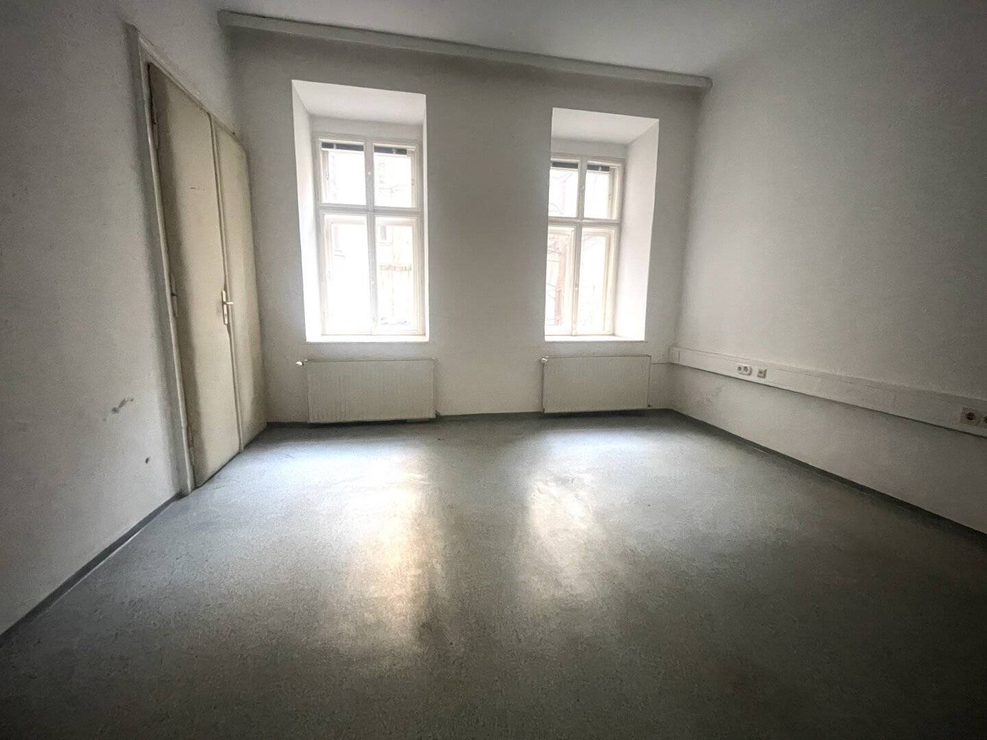 Corner commercial premises in very good location in the 9th district – near Volksoper