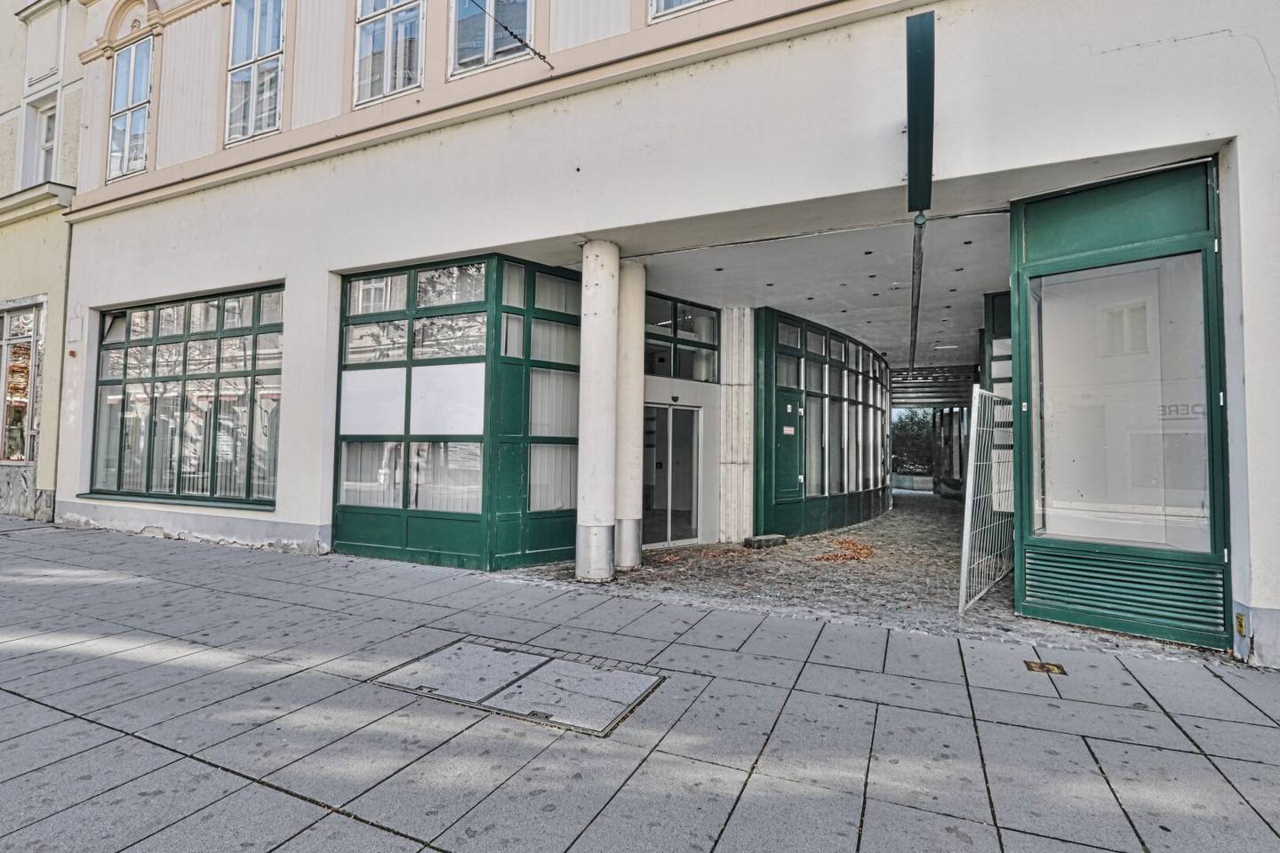 FUSSGÄNGERZONE 531 m² oder größer...branchenfreies Geschäftslokal (auch Gastro oder Ordination möglich!)