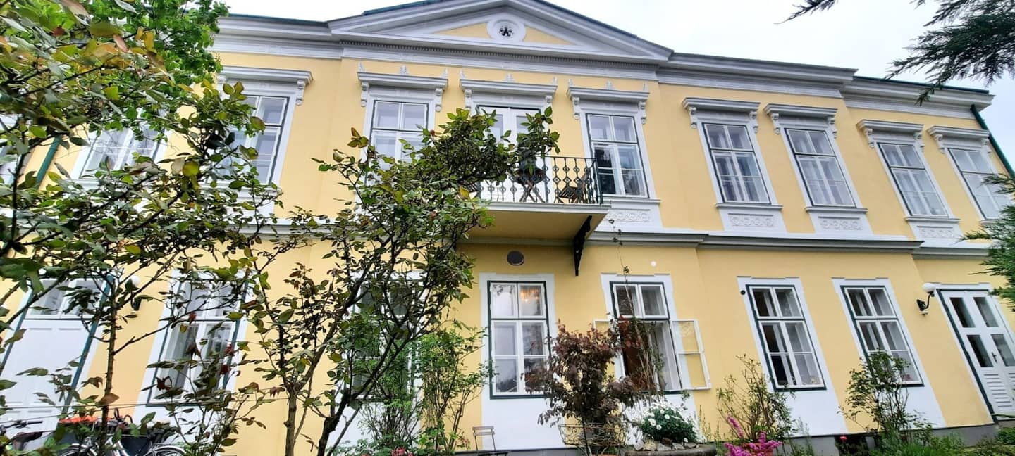 Historical Summer Residence on the Edge of the Wienerwald