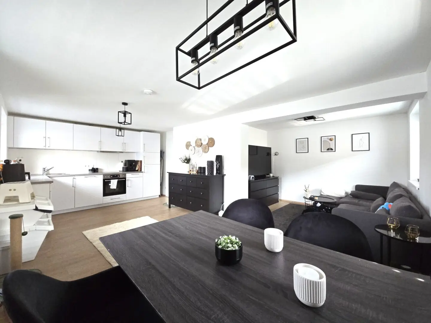 Großzügige und sonnige 3 Zimmerwohnung in Volders