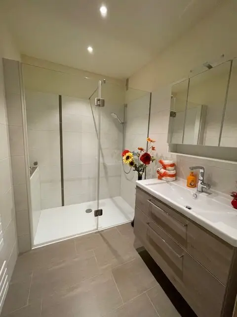 charmante 2 Zimmer Wohnung mit Loggia *zentrale Lage*