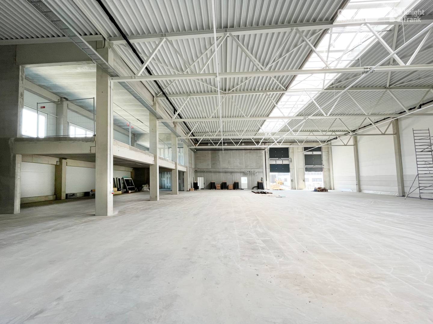 Wohnung City Park Vienna versatile commercial space with parking