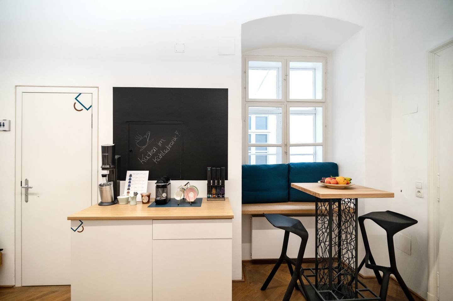 OFFICE 11m² IN THE HIGH-QUALITY KIPFERLHAUS - ALL INCLUSIVE