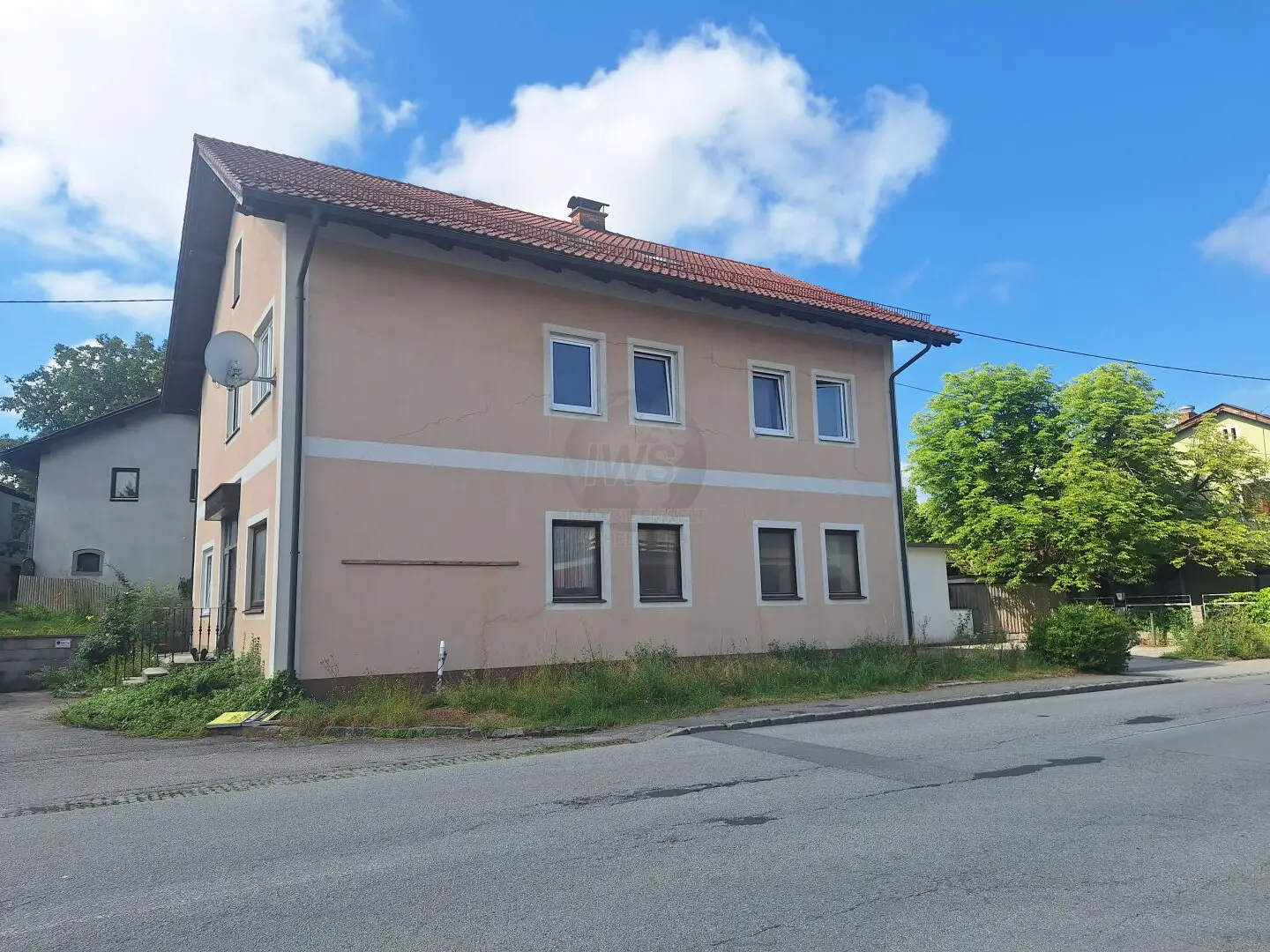 Investment property on 3700 m² core zone in the town centre of Raab