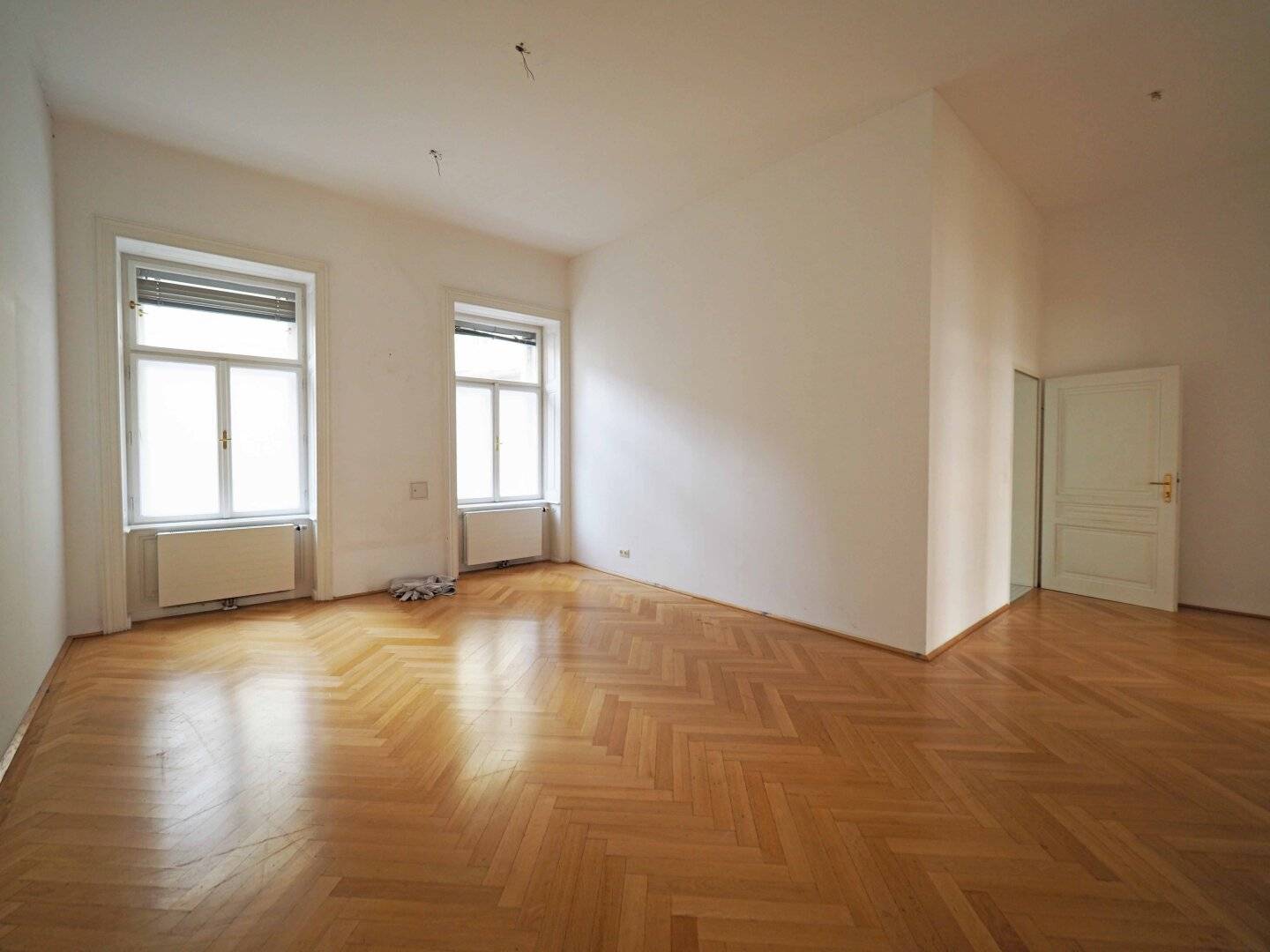 CAPISTRANGASSE | loftartige Bürofläche