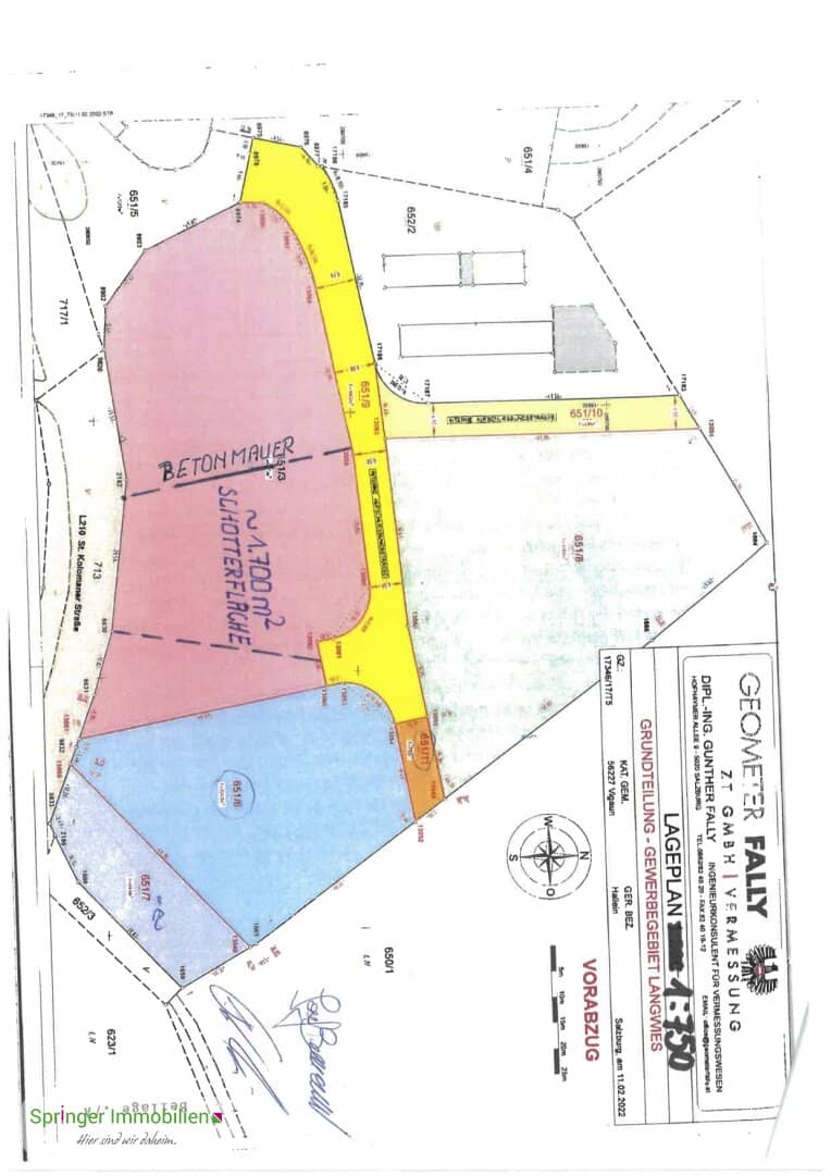 Industrial area in Bad Vigaun: storage space/open area/containers