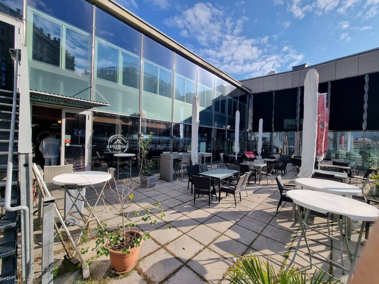 Gastronomy venue in the ECO - EntertainmentCenterOst - by the Gasometer