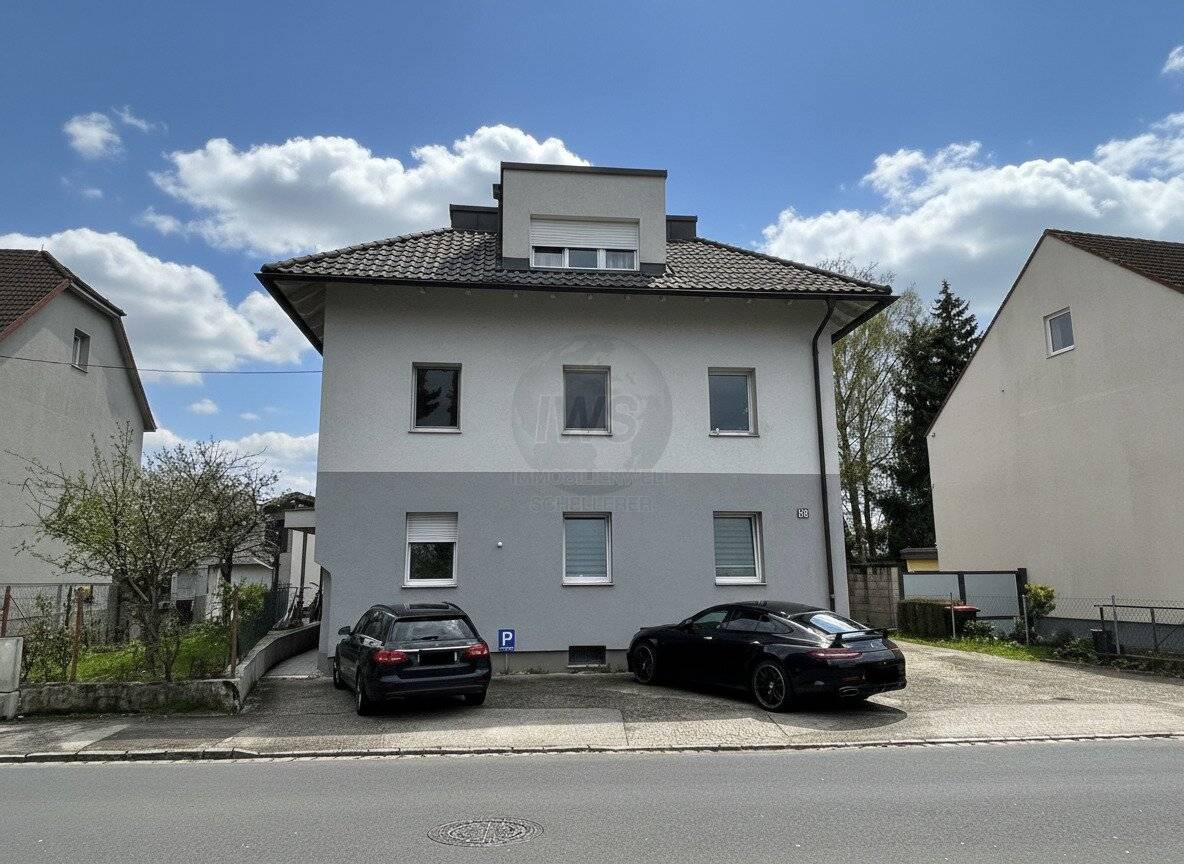 Attraktives Zinshaus in Wels-VOLL VERMIETET: Modernisiert, 256m², Garten, Garage & 7 Stellplätze!