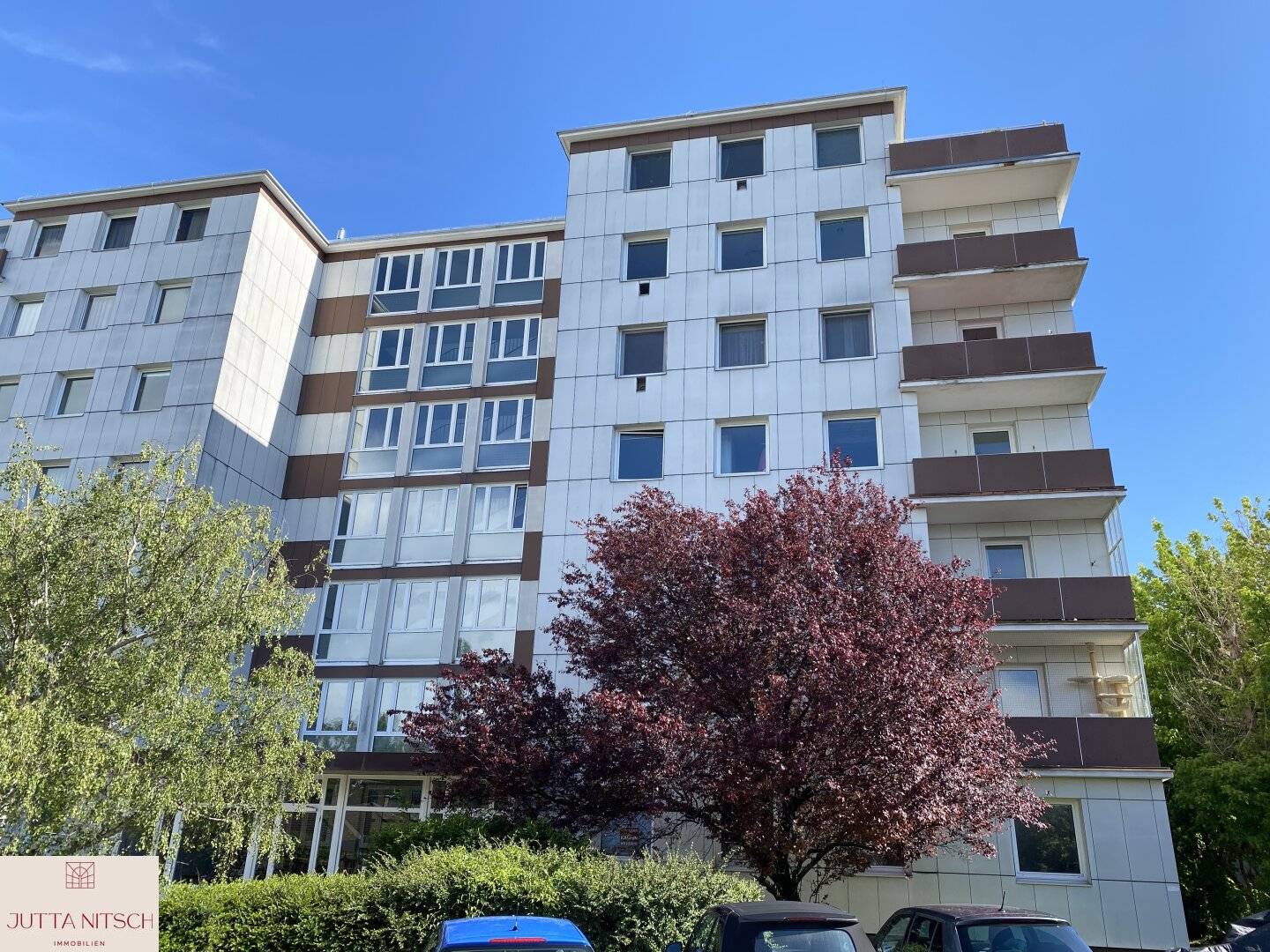NEUER PREIS - Renovierte 2-Zimmerwohnung mit barrierefreiem Eingangsbereich des Wohnhauses - Mödling