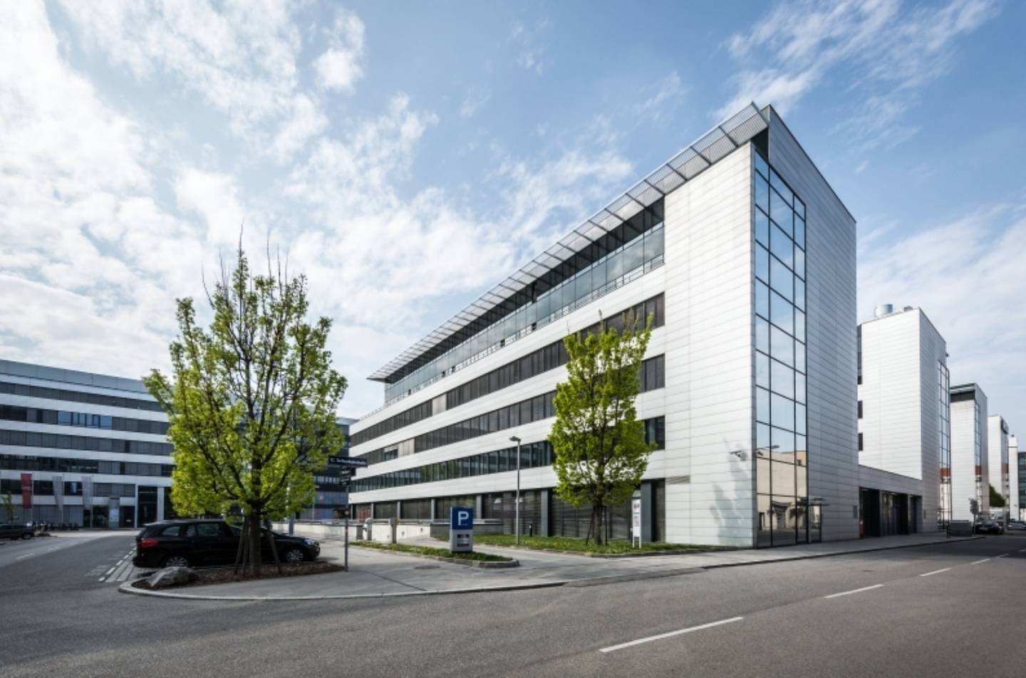 EURO PLAZA 1 - Ihr All-in-1 Büro
