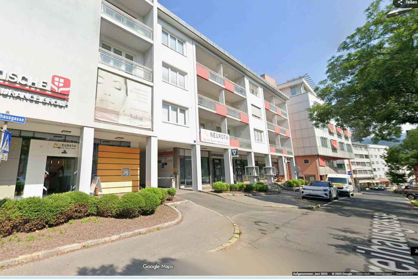 Commercial space for retail or office