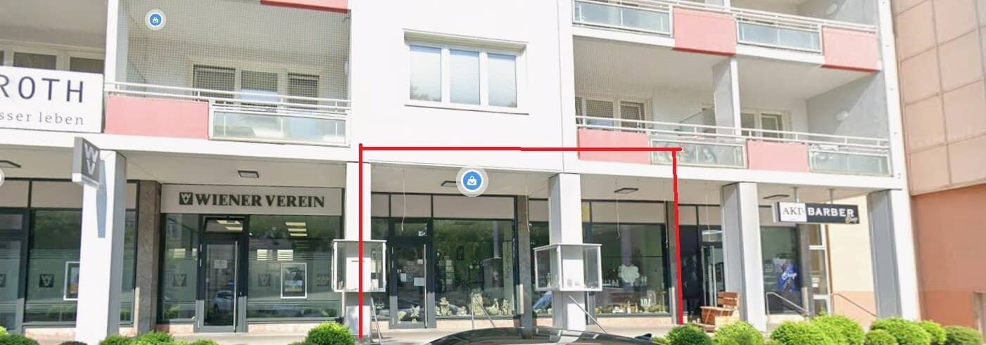 Commercial space for retail or office