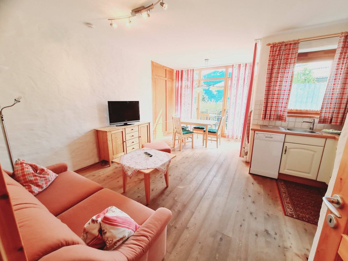 Beautiful owner occupied apartment in Bad Kleinkirchheim, very sunny and quiet