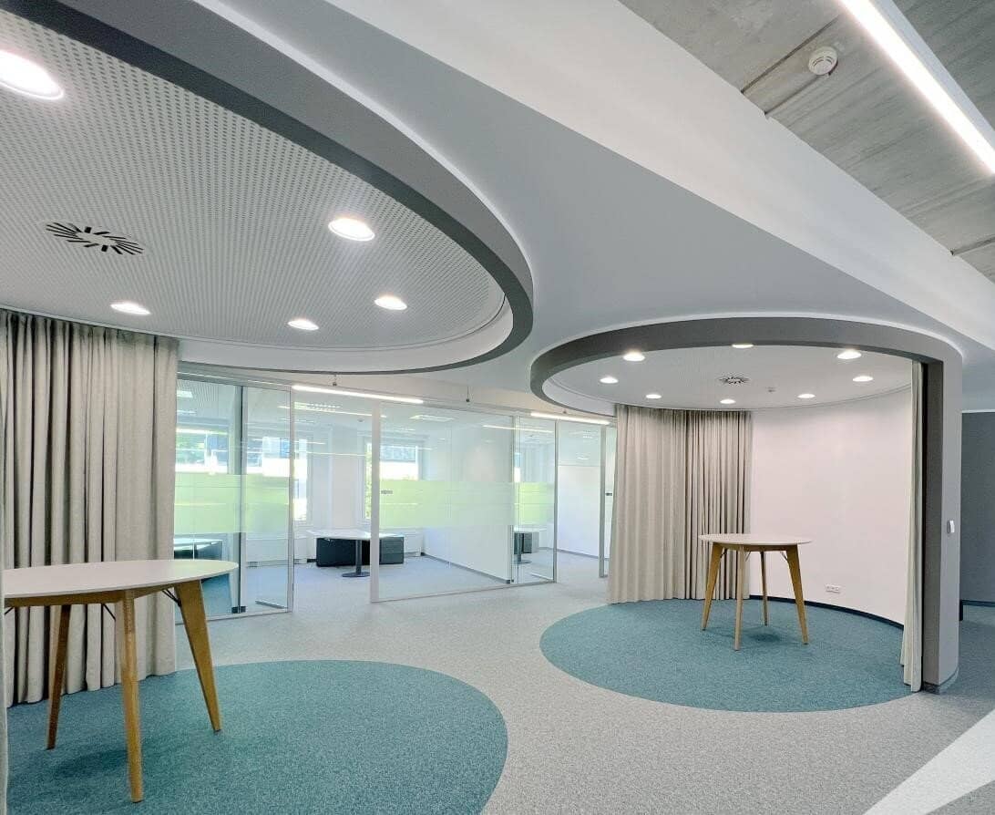 Directly from the owner Modern office at Winterhafen, Linz Center, available now