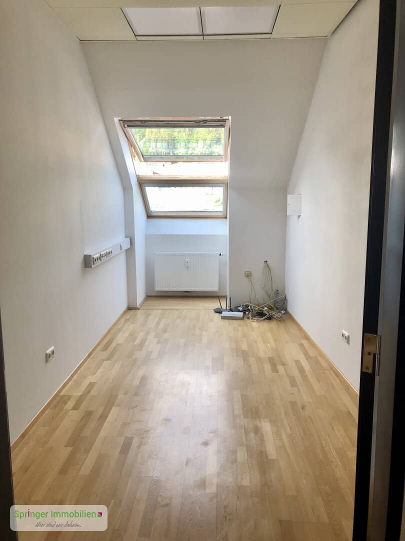 Für START UP's! individuelles Büro/Atelier/Praxis etc.