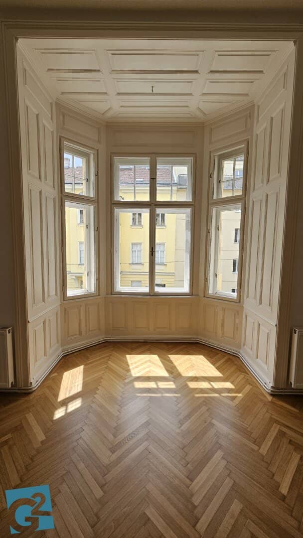 First occupancy after renovation Bright 6 room apartment near U4 Braunschweiggasse? no punctuation? but we must ensure no question marks in title.