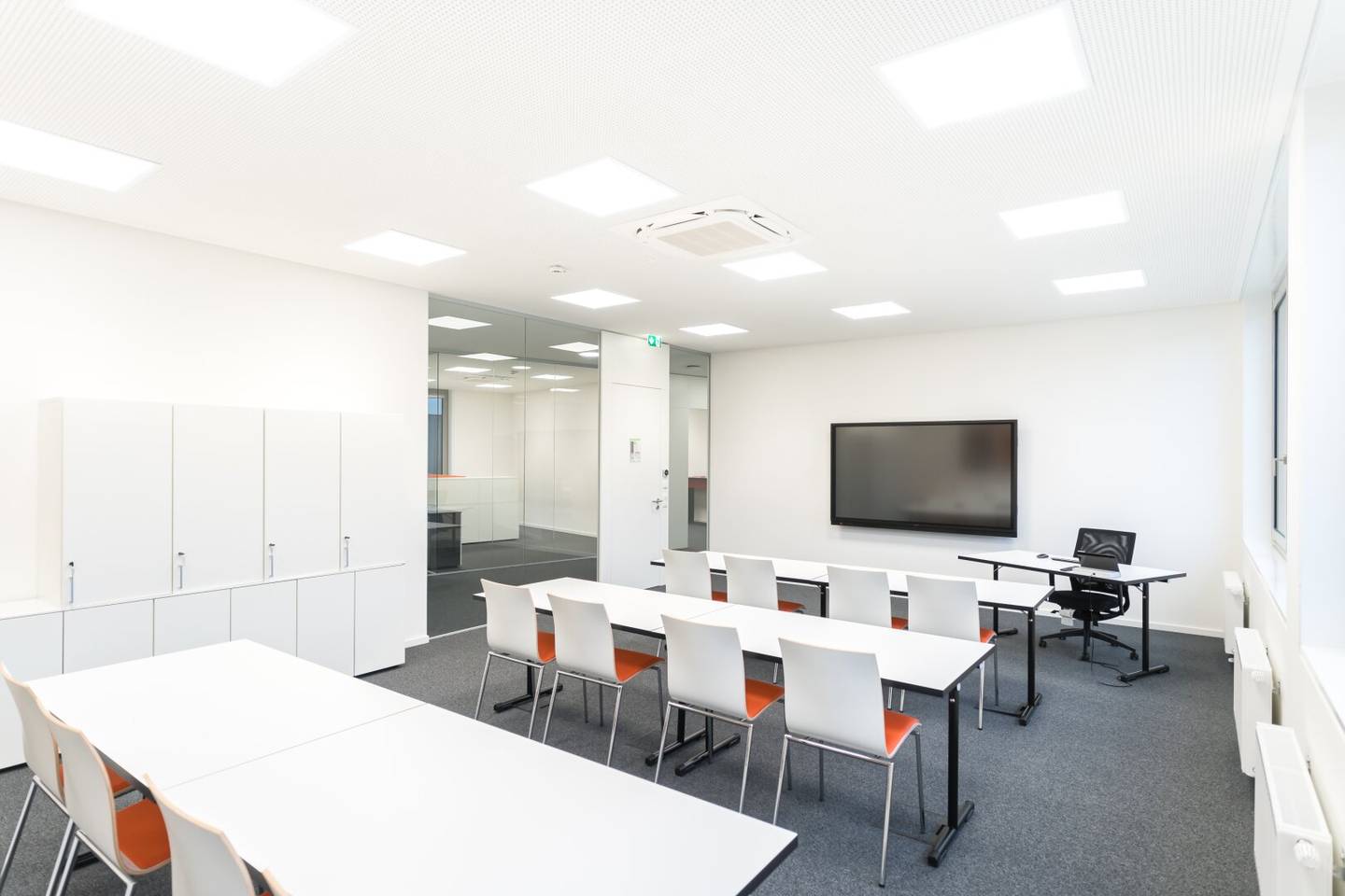 High-End Office Urstein