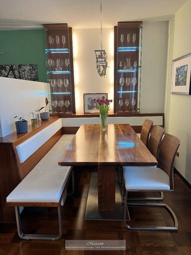 Beautiful 3 room property with garden and garage near Maurer Hauptplatz