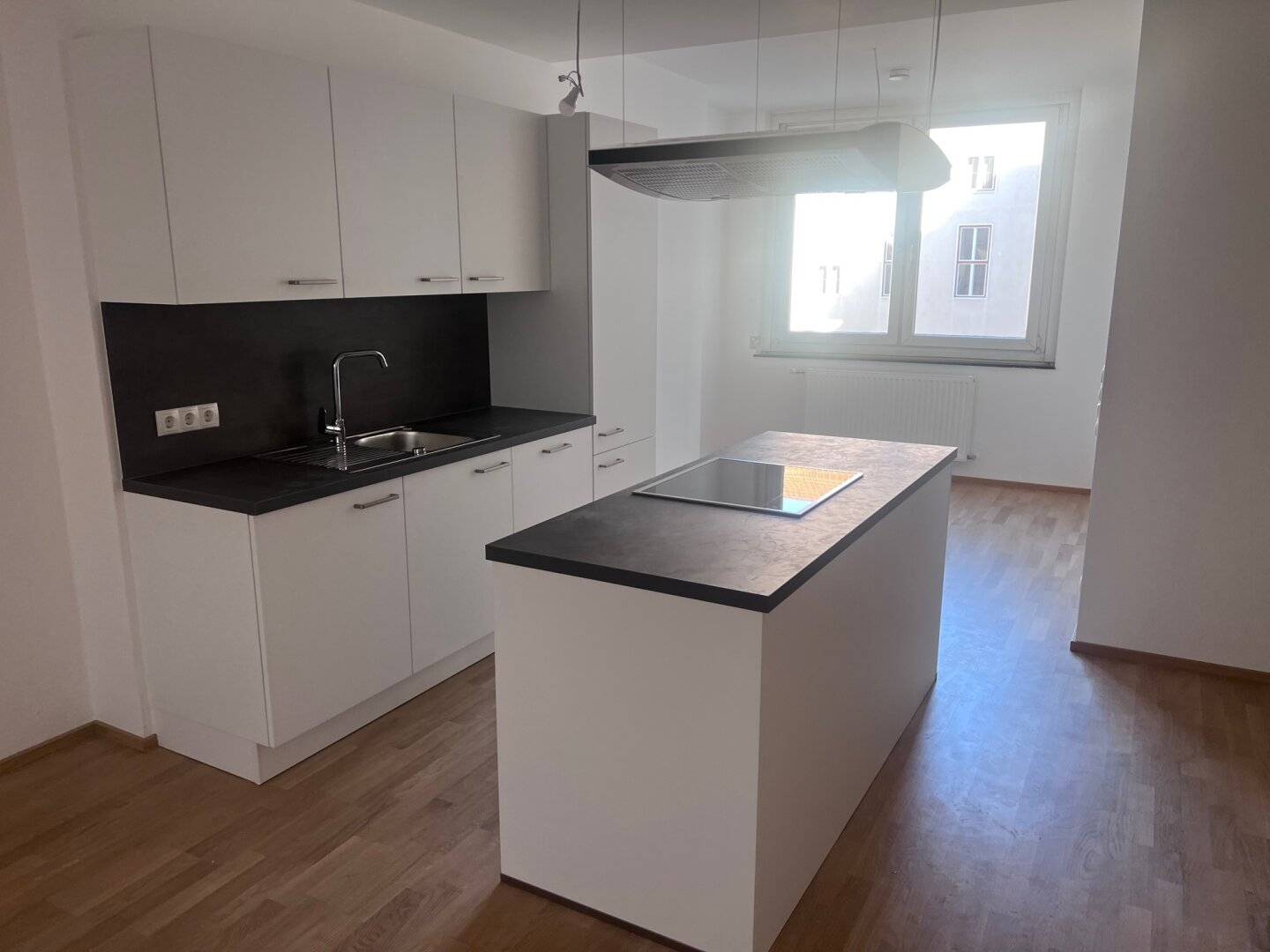 1st Floor for Two Living in Central Location in Villach (1. Stock)forward? Note: The German original includes 1. Stock; English translation is provided as per guidelines. De:1. Stock - für zwei - Wohnen in zentraler Lage in Villach