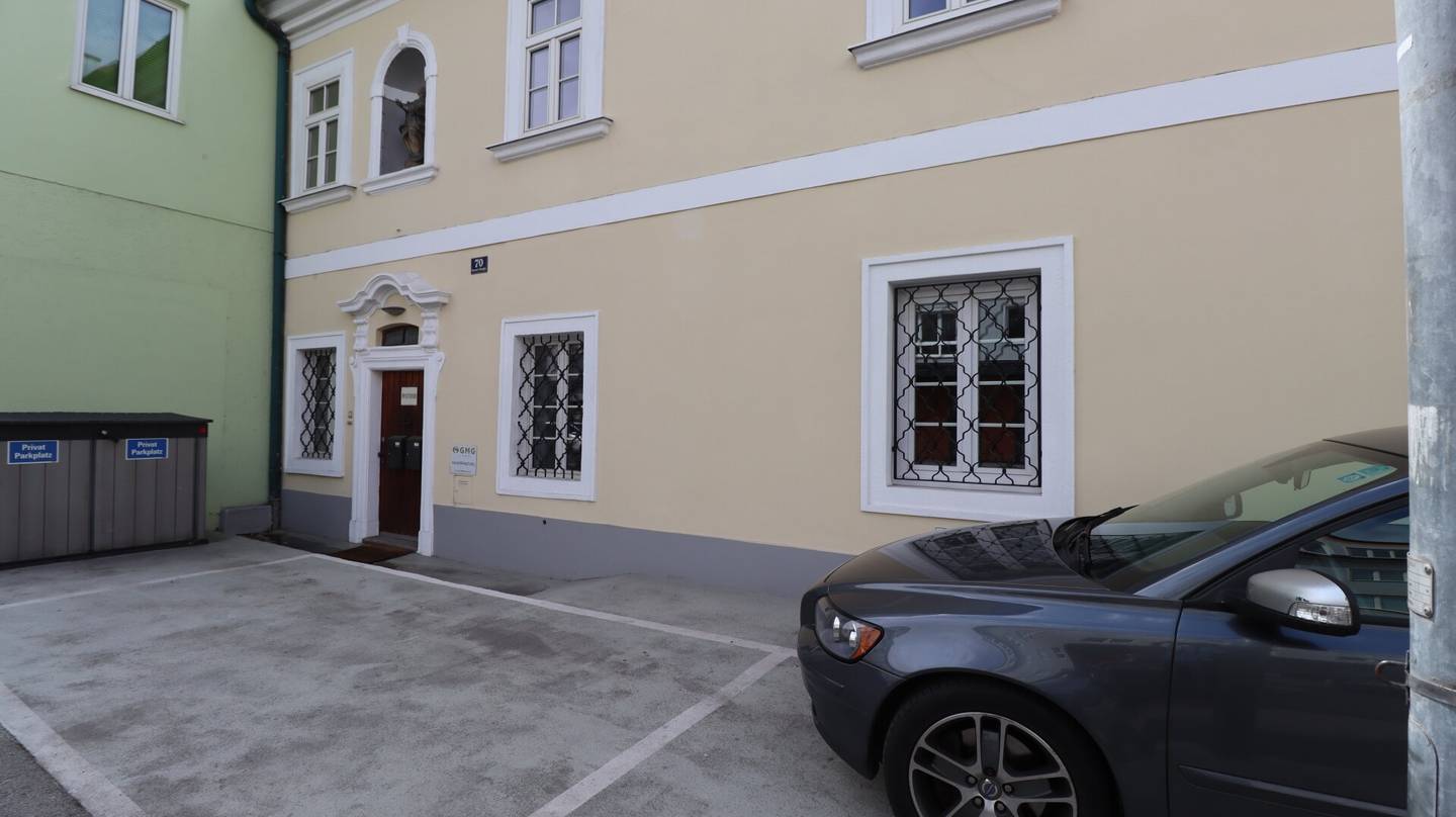 Anlageobjekt mit Potential: Historisches Stadthaus im Stadtzentrum von Wiener Neustadt