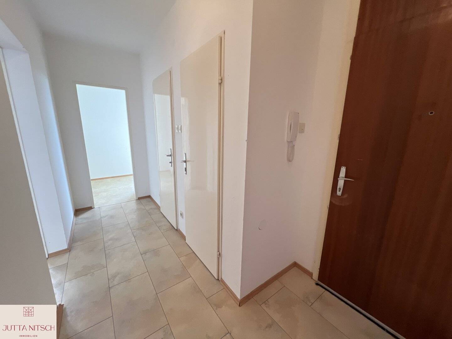 Helle Wohnung mit Loggia - Baden bei Pädagogischer Hochschule