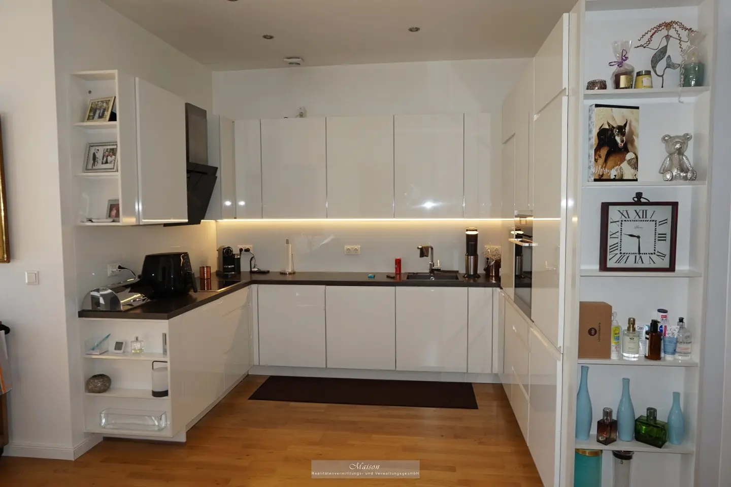 3-ZIMMER BALKONNEUBAU IN TOPZUSTAND