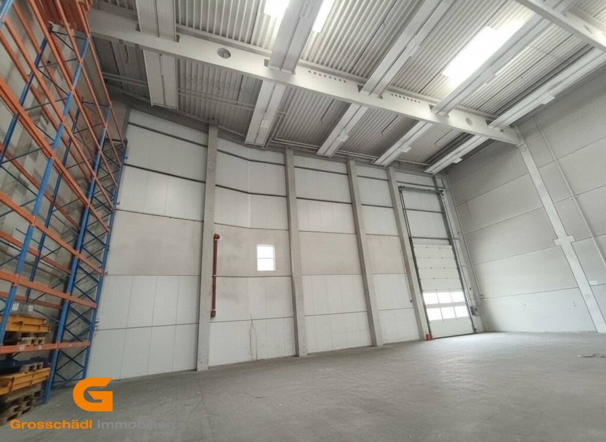 Logistics spaces near Salzburg for rent','de':'Logistikflächen Nähe Salzburg mieten