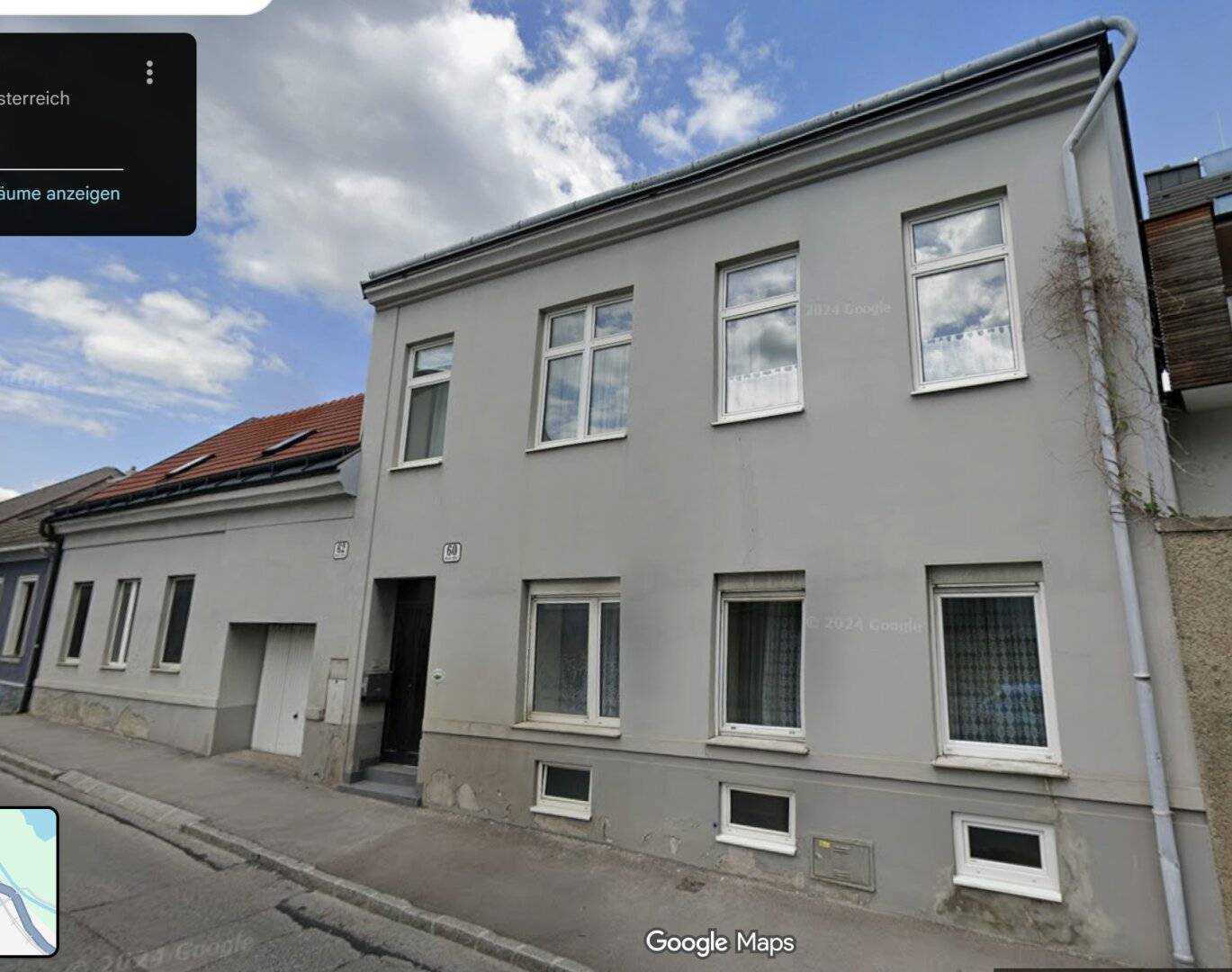 Plot with old building and dwelling use right? No, the title should be faithful translation without embellishment. Let's provide: Plot with old building and dwelling-use right now but without a question mark.