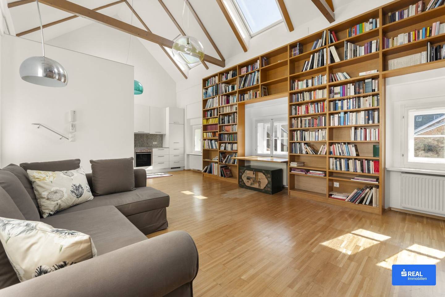 Dachgeschoßwohnung mit Weitsicht mitten in der Citty!