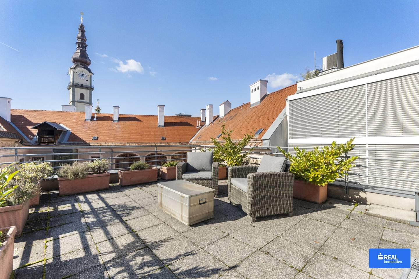 Dachgeschoßwohnung mit Weitsicht mitten in der Citty!