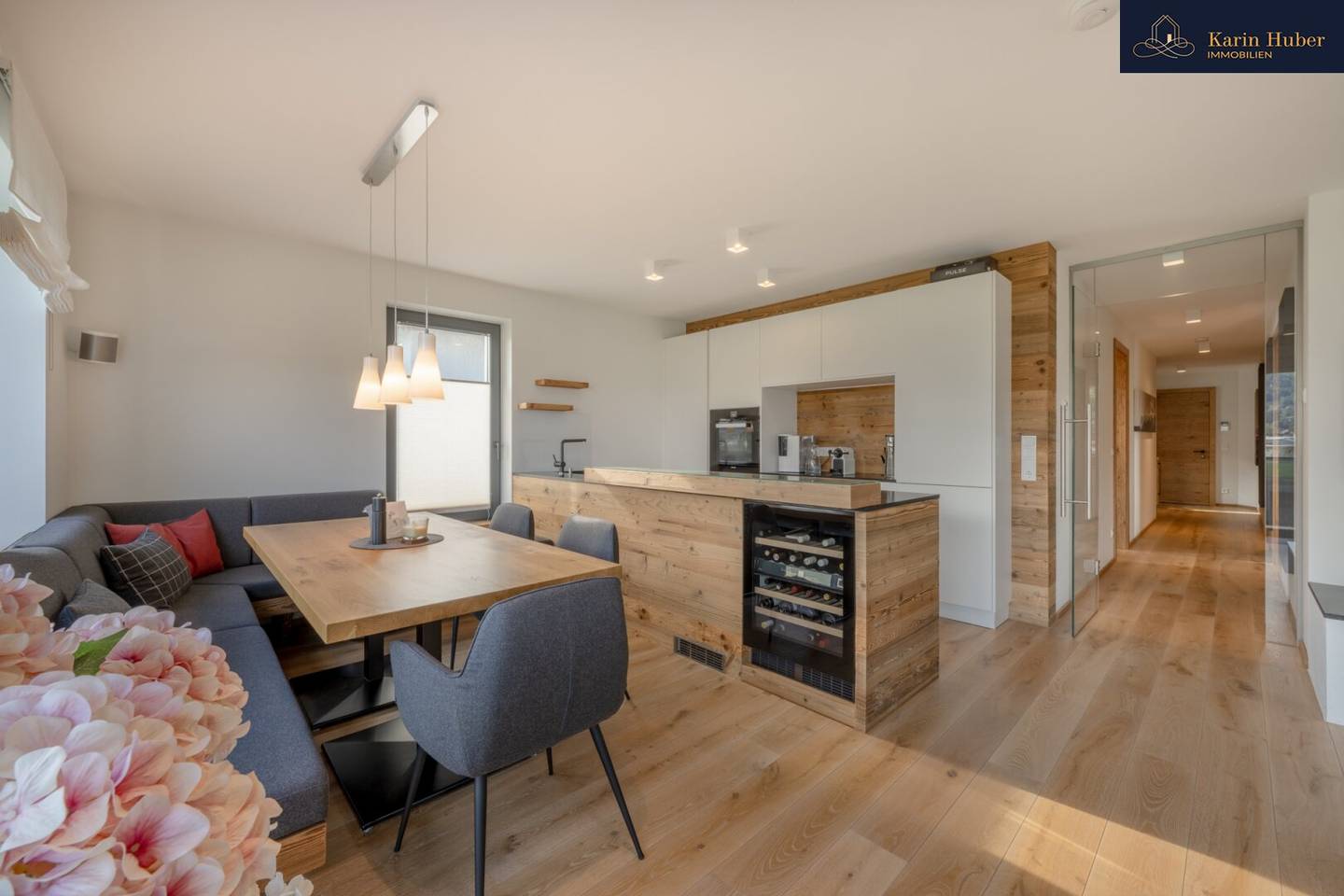 Wohlfühl-Wohnung in unverbaubarer Aussichtslage